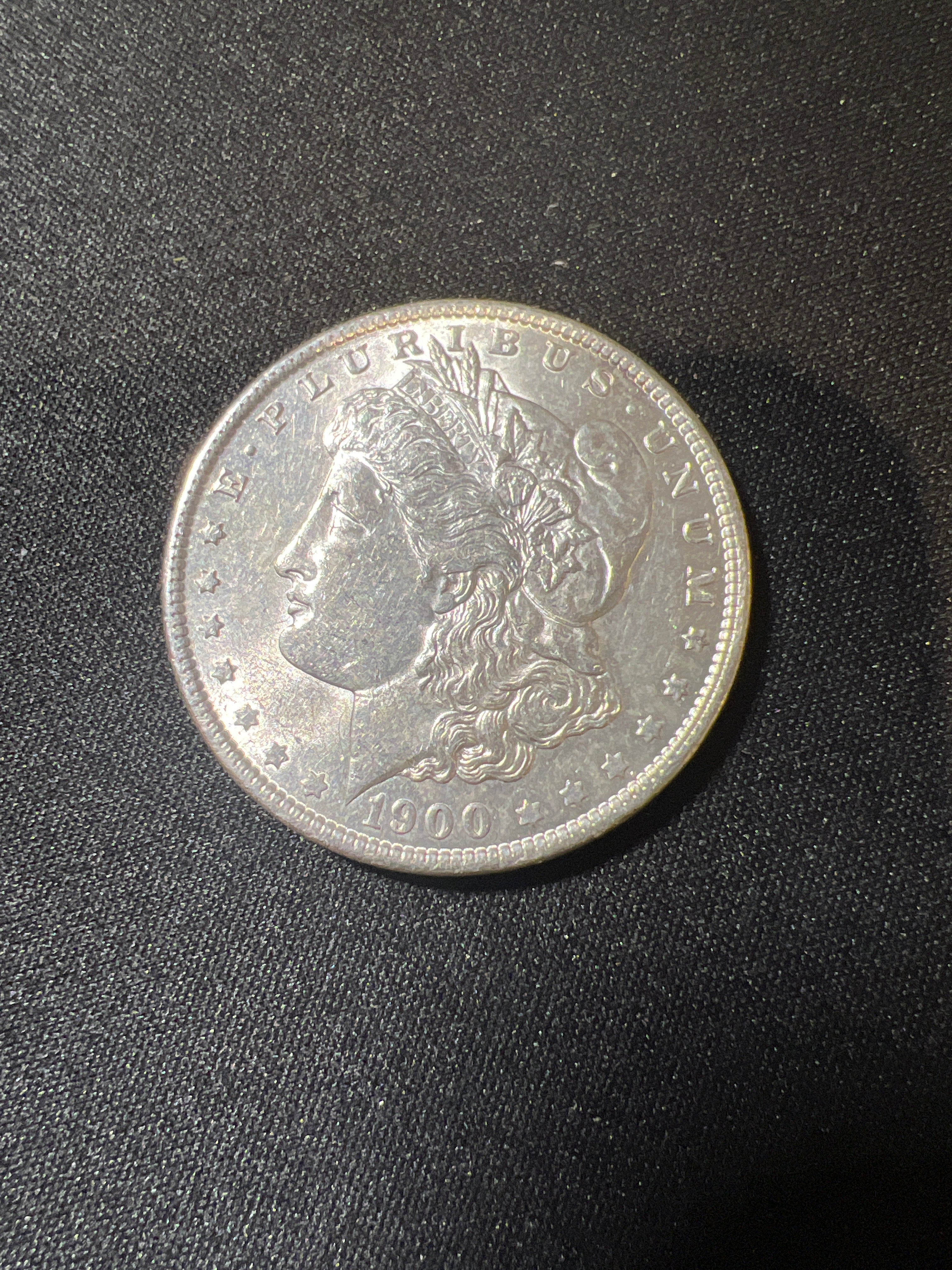 1900 - O Morgan Silver Dollar